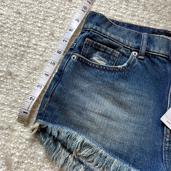 🍭 NWT EXPRESS SIZE 0 HIGH RISE CHEEKY DENIM SHORTS - Picture 7 of 10